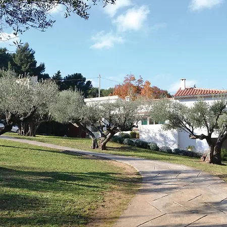 Holiday home Awesome In Toulon